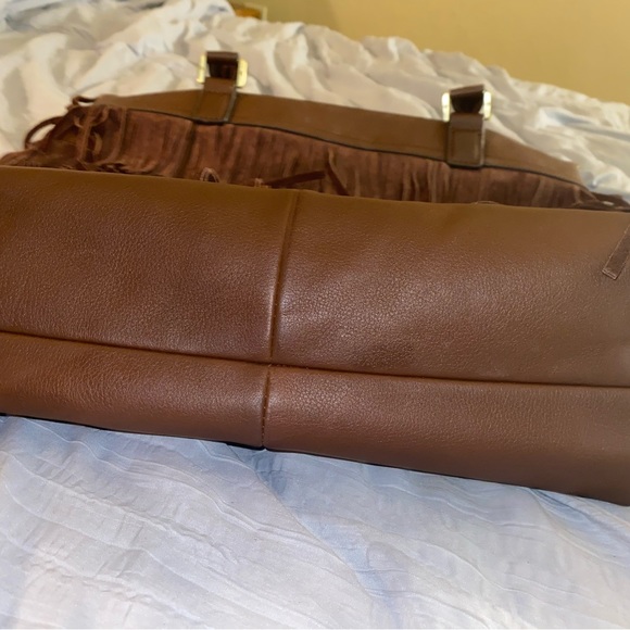 Tory Burch large leather and suede fringe tote - Picture 9 of 9